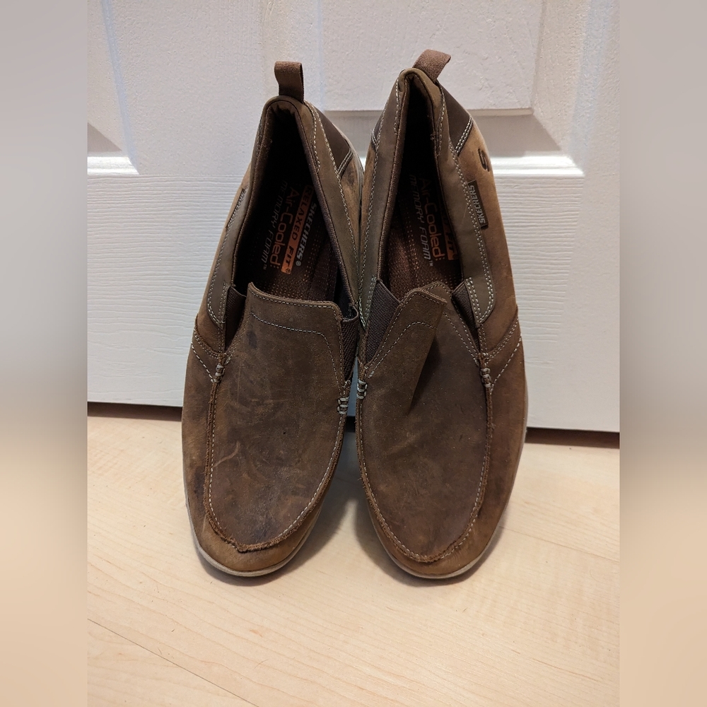 Sketchers Slip-Ons Men Size 13